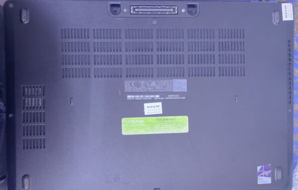 Dell Latitude E5470 - Image 4
